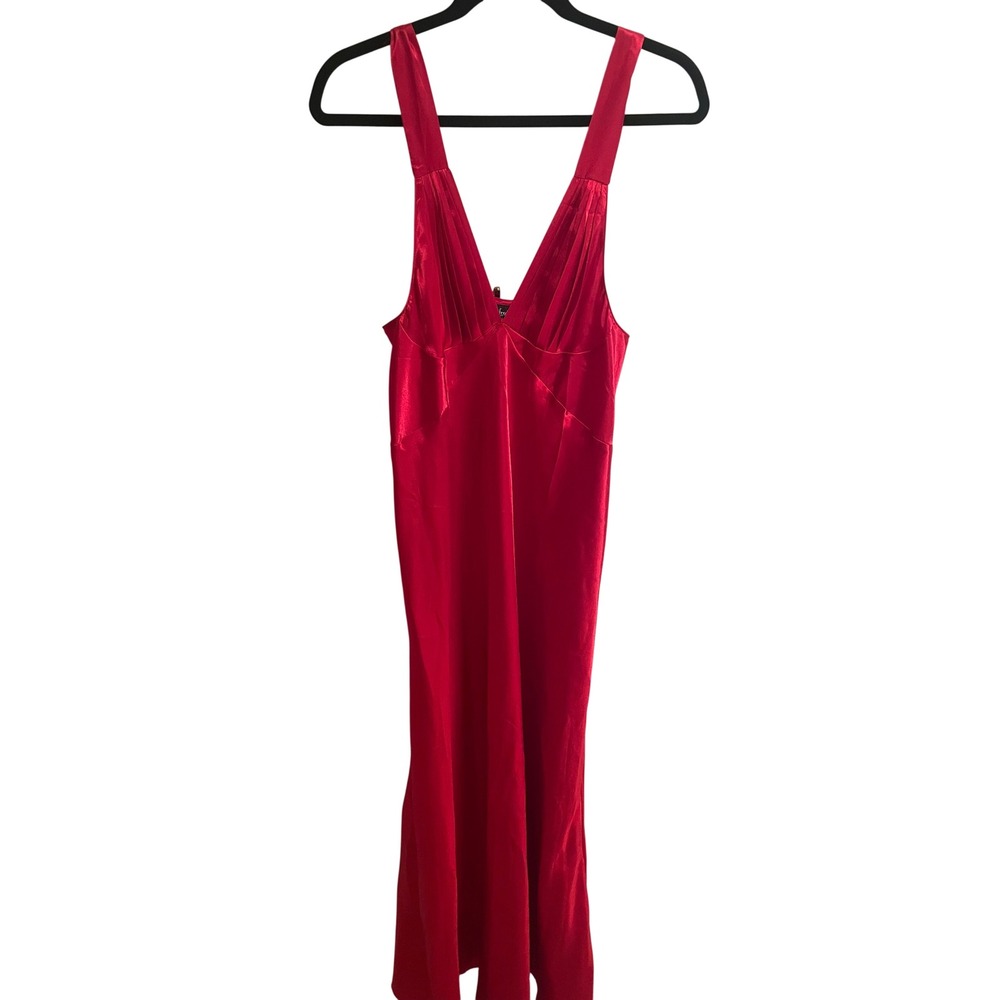 Fredericks of Hollywood Red Satin Nightgown V-Neck Pleated Long Chemise Large